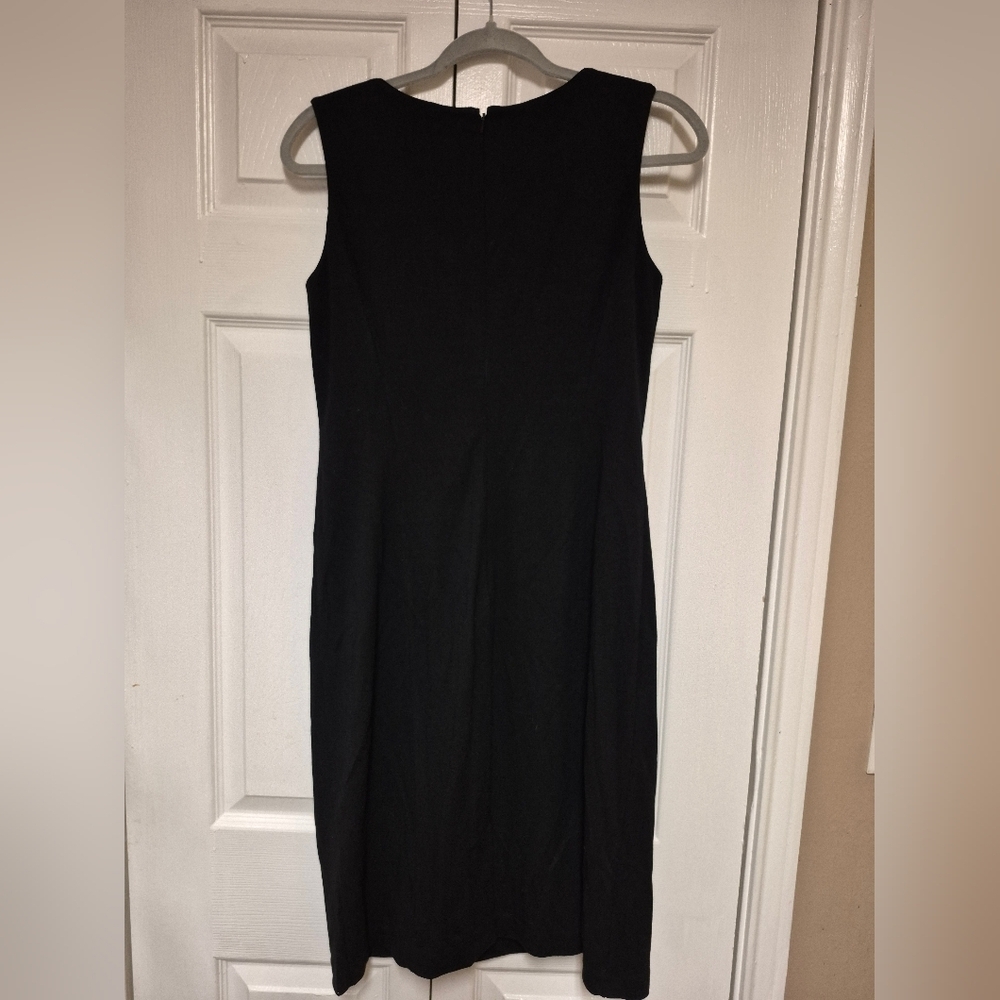 Chico's Size 1 (Med/8) Sheath Dress Black Sleeveless Versatile Classic Staple - Picture 2 of 4